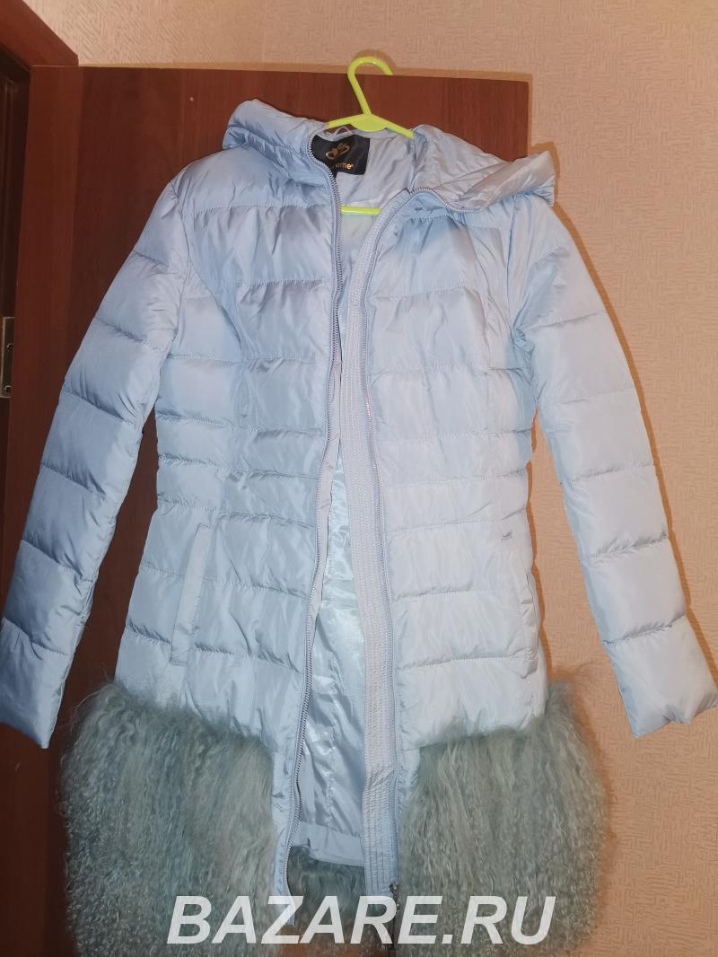 Продам зимнюю куртку на девочку подростка,  Новосибирск