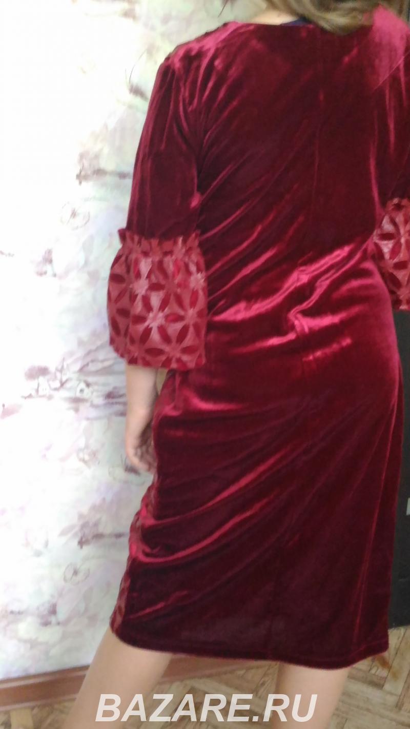 Платье велюр 40 размер