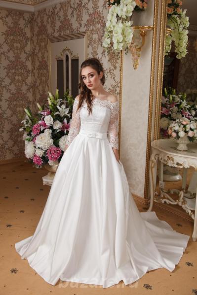 Атласное свадебное платье. Новое., Краснодар