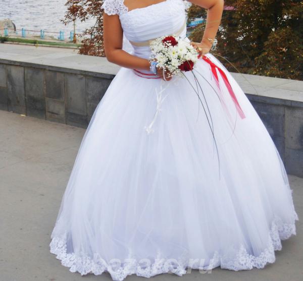 Продаю свадебное платье,  Саратов